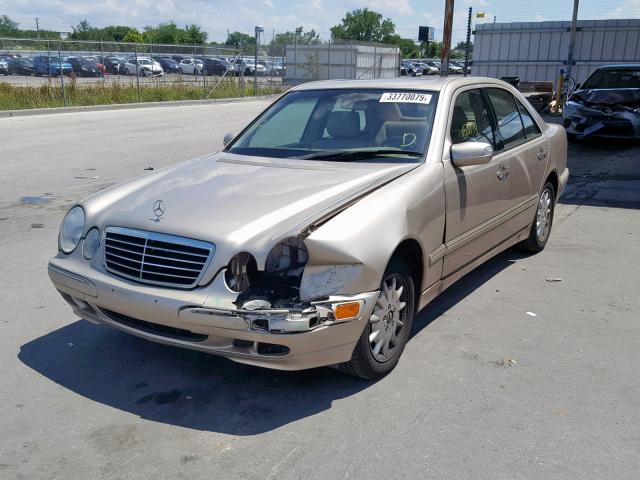 WDBJF65J21B236855 - 2001 MERCEDES-BENZ E 320 GOLD photo 2