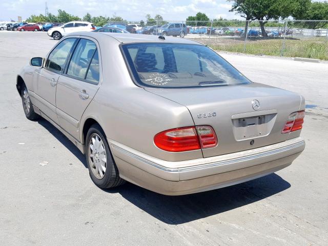 WDBJF65J21B236855 - 2001 MERCEDES-BENZ E 320 GOLD photo 3