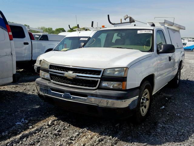 1GCEC14X37Z146585 - 2007 CHEVROLET SILVERADO WHITE photo 2