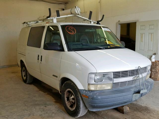 1GCDM19W51B116092 - 2001 CHEVROLET ASTRO WHITE photo 1