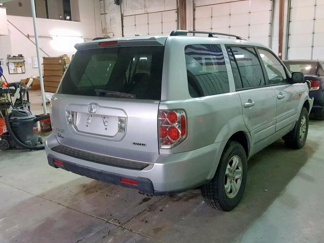 5FNYF18258B047762 - 2008 HONDA PILOT VP SILVER photo 4