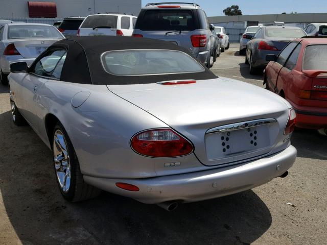 SAJDA42C142A37991 - 2004 JAGUAR XK8 SILVER photo 3