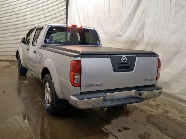 1N6AD09W57C462544 - 2007 NISSAN FRONTIER C GRAY photo 3