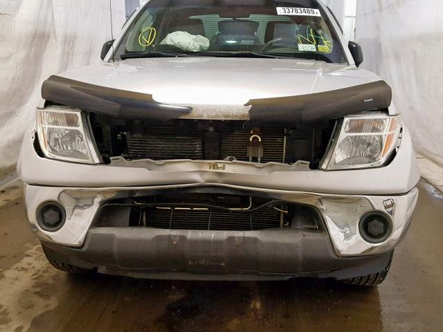 1N6AD09W57C462544 - 2007 NISSAN FRONTIER C GRAY photo 9