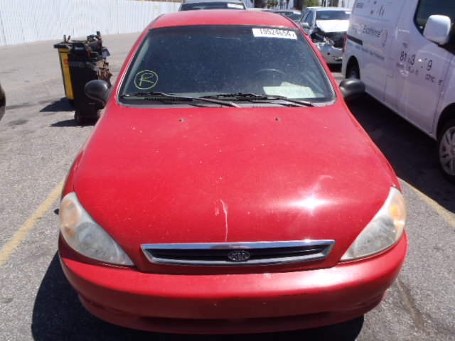 KNADC123226165423 - 2002 KIA RIO RED photo 10