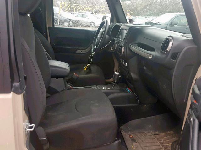 1C4AJWAG7GL259464 - 2016 JEEP WRANGLER S CREAM photo 5