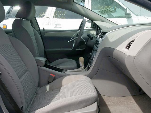 1G1ZA5E06A4103565 - 2010 CHEVROLET MALIBU LS BLUE photo 5