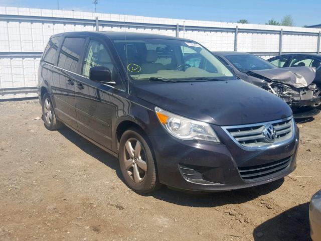 2V4RW3D16AR242475 - 2010 VOLKSWAGEN ROUTAN SE BLUE photo 1