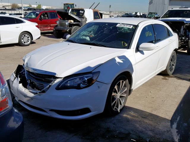 1C3CCBBG1CN267928 - 2012 CHRYSLER 200 TOURIN WHITE photo 2