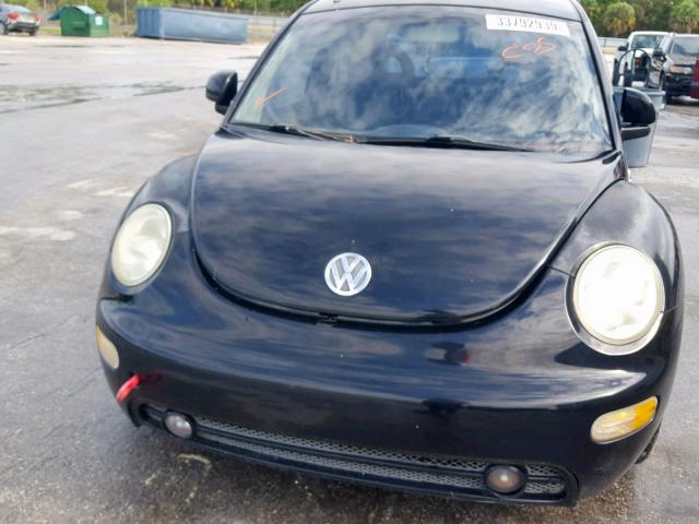 3VWCD21C8YM493163 - 2000 VOLKSWAGEN NEW BEETLE შავი ფოტო 9