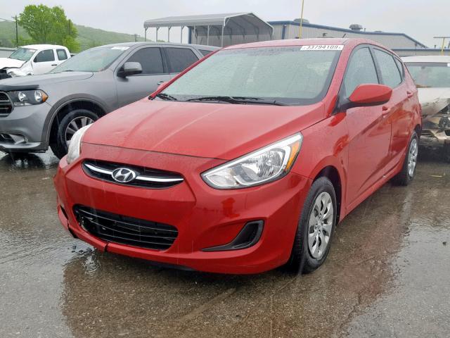 KMHCT5AEXHU316100 - 2017 HYUNDAI ACCENT SE RED photo 2