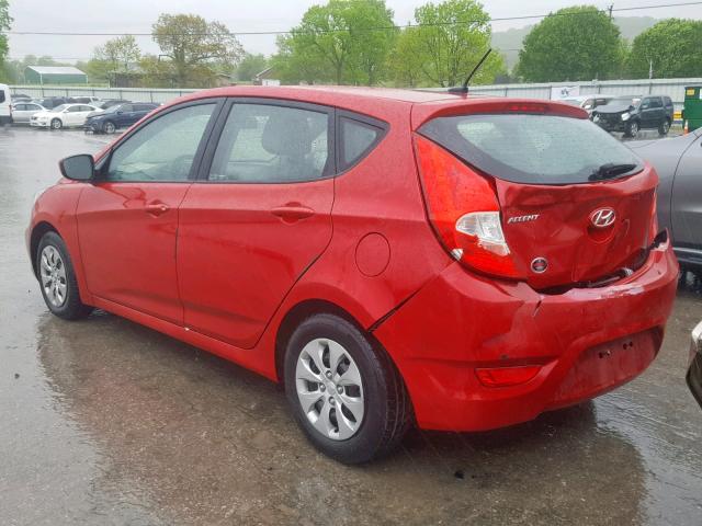 KMHCT5AEXHU316100 - 2017 HYUNDAI ACCENT SE RED photo 3