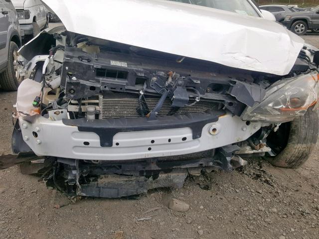 JM1BL1S65A1329246 - 2010 MAZDA 3 S WHITE photo 9