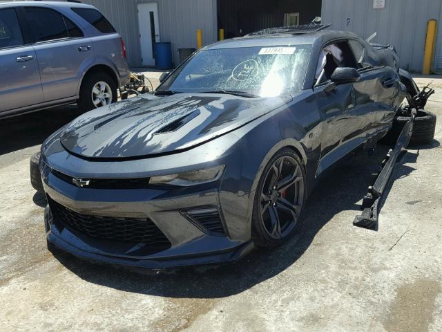 1G1FG1R78J0140027 - 2018 CHEVROLET CAMARO SS GRAY photo 2