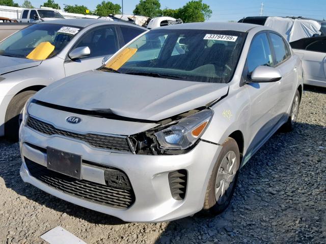 3KPA24AB3KE170966 - 2019 KIA RIO S SILVER photo 2