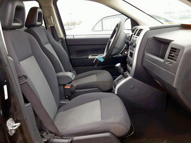 1J8FF47W88D636799 - 2008 JEEP COMPASS SP 黑色 照片 5