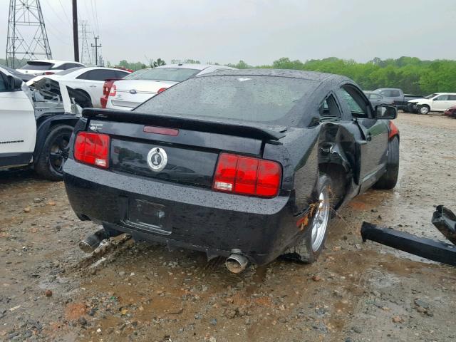 1ZVHT82H175250398 - 2007 FORD MUSTANG GT BLACK photo 4