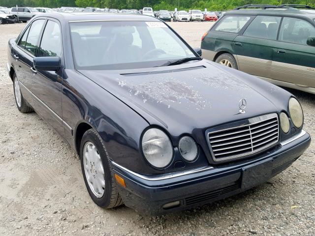 WDBJF20F2TJ022145 - 1996 MERCEDES-BENZ E 300D GRAY photo 1