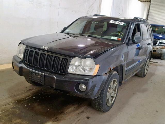 1J4GR48K75C556212 - 2005 JEEP GRAND CHER BLACK photo 2