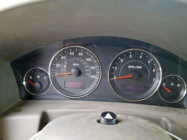 1J8HG48K06C157717 - 2006 JEEP COMMANDER GOLD photo 8