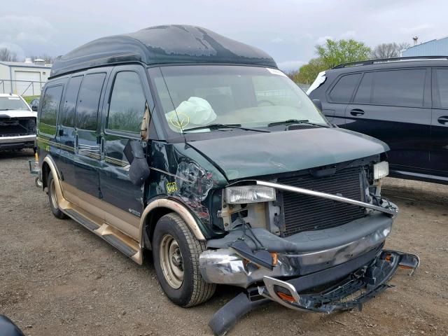 1GBFG15M011223243 - 2001 CHEVROLET EXPRESS G1 GREEN photo 1