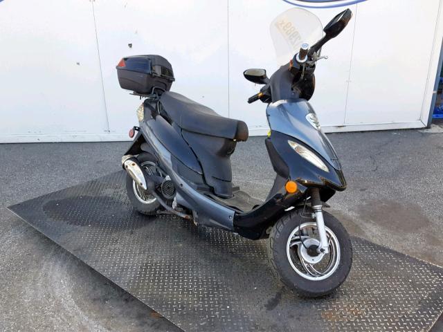 LL0TCAPH7GY662469 - 2016 YONG SCOOTER BLACK photo 1