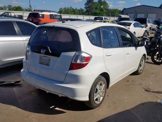 JHMGE8H38DC078106 - 2013 HONDA FIT WHITE photo 4