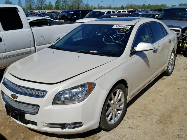 1G1ZE5E14BF379407 - 2011 CHEVROLET MALIBU LTZ WHITE photo 2