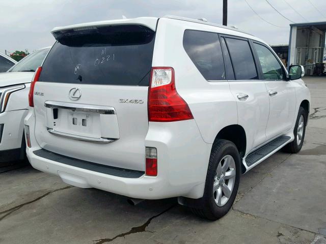 JTJBM7FX3A5009240 - 2010 LEXUS GX WHITE photo 4