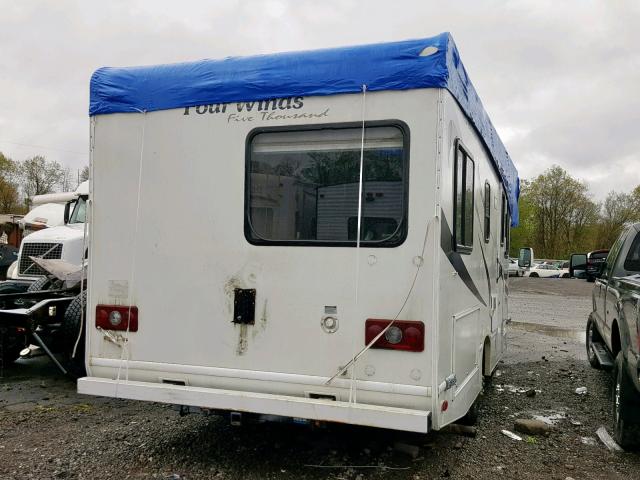 1GBJG31U751113372 - 2005 CHEVROLET EXPRESS RV WHITE photo 4