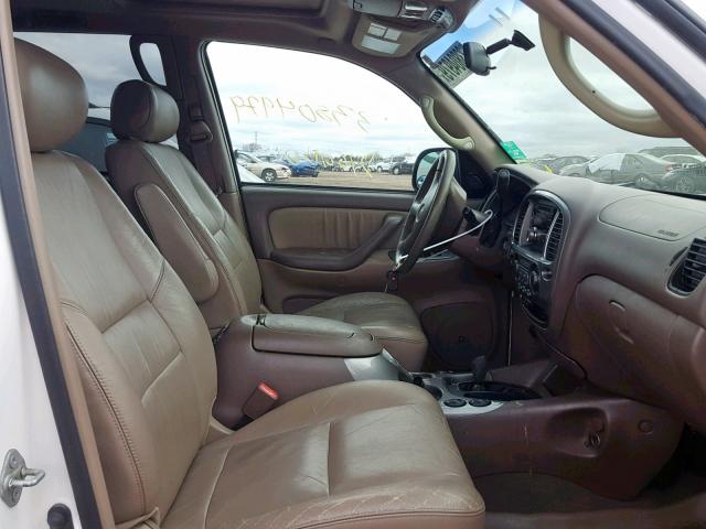 5TDBT48AX1S052321 - 2001 TOYOTA SEQUOIA LI WHITE photo 5