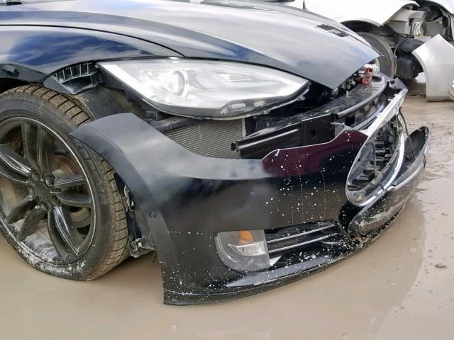5YJSA1E22FF103727 - 2015 TESLA MODEL S Սև լուսանկար 9