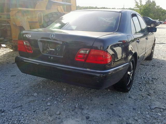 WDBJF55F8VJ031767 - 1997 MERCEDES-BENZ E 320 BLACK photo 4