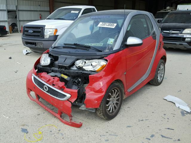 WMEEJ3BA4DK604432 - 2013 SMART FORTWO PUR RED photo 2