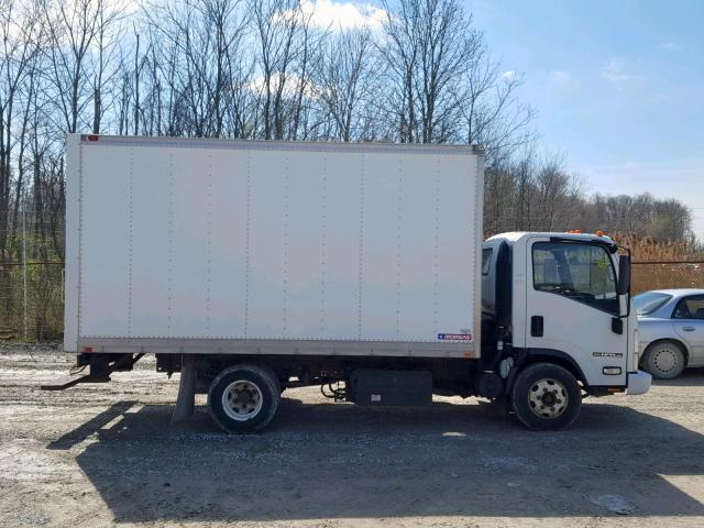 JALC4W169B7000336 - 2011 ISUZU NPR WHITE photo 9