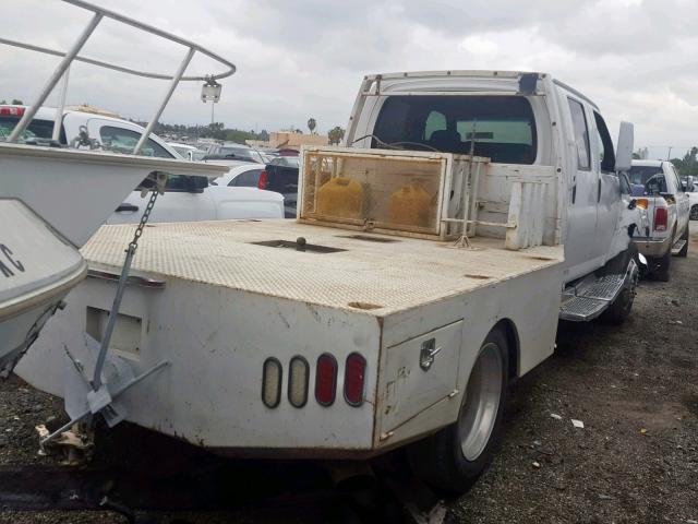 1GBE4E1215F505092 - 2005 CHEVROLET C4500 C4E0 WHITE photo 4