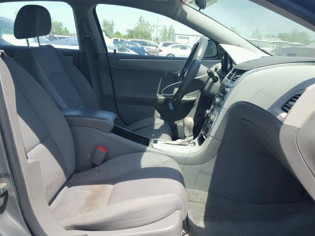 1G1ZG57B98F188901 - 2008 CHEVROLET MALIBU LS GRAY photo 5