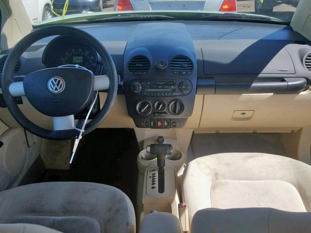 3VWCB21CX2M401774 - 2002 VOLKSWAGEN NEW BEETLE მწვანე ფოტო 9