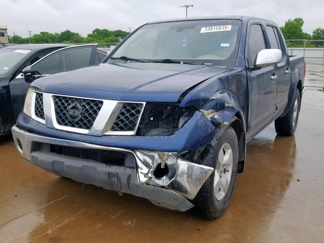 1N6AD07U95C457457 - 2005 NISSAN FRONTIER C BLUE photo 2