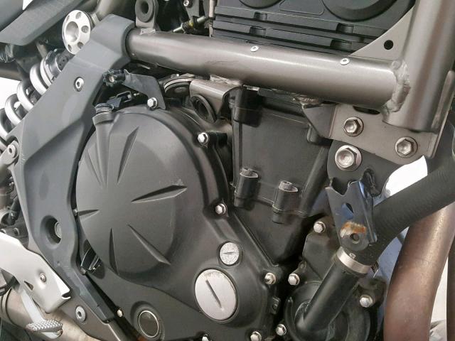 JKAEXEC139DA32169 - 2009 KAWASAKI EX650 C 黑色 照片 16