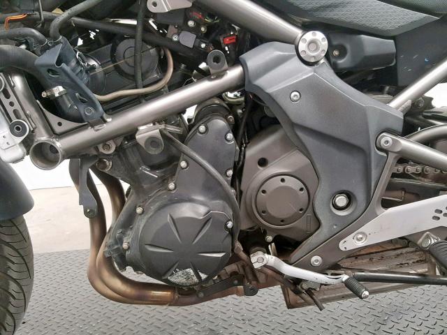 JKAEXEC139DA32169 - 2009 KAWASAKI EX650 C 黑色 照片 6