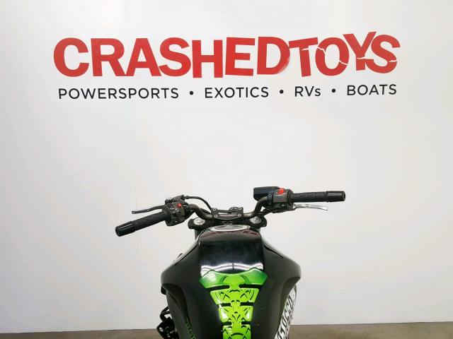 JKAEXEC139DA32169 - 2009 KAWASAKI EX650 C 黑色 照片 8