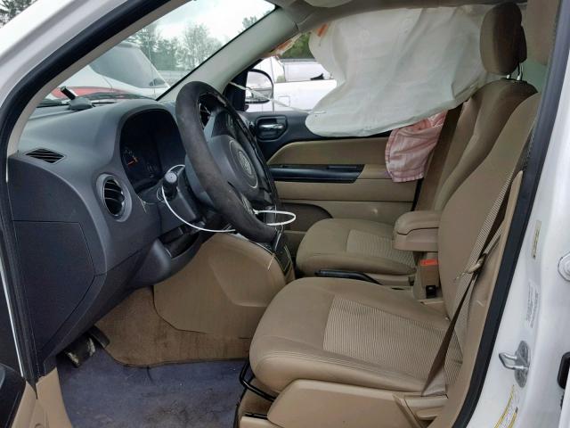 1C4NJCBA1ED552312 - 2014 JEEP COMPASS SP 白色 照片 5