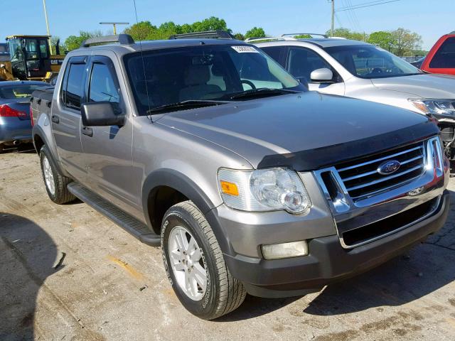 1FMEU31E98UA08832 - 2008 FORD EXPLORER S SILVER photo 1