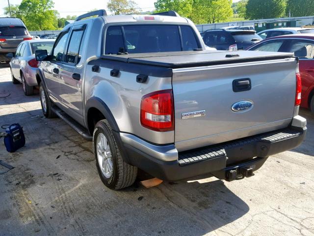 1FMEU31E98UA08832 - 2008 FORD EXPLORER S SILVER photo 3