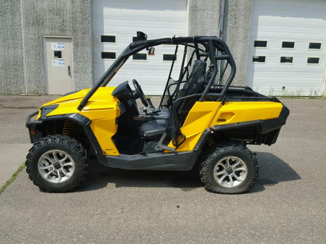 3JBKKAN25FJ001383 - 2015 CAN-AM COMMANDER YELLOW photo 3