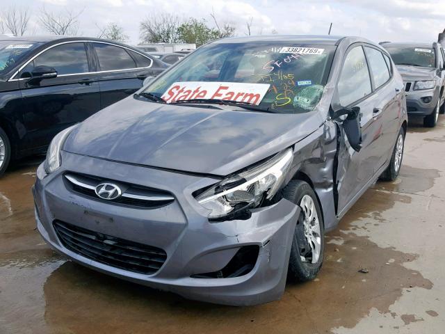 KMHCT5AE2FU211886 - 2015 HYUNDAI ACCENT GS GRAY photo 2