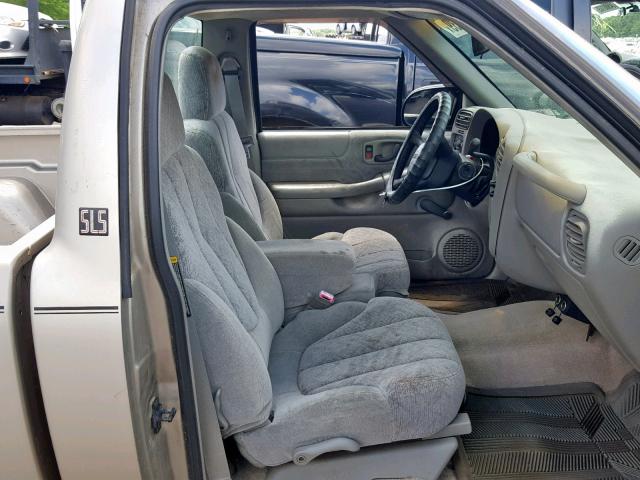 1GTCS1440W8545488 - 1998 GMC SONOMA TAN photo 5