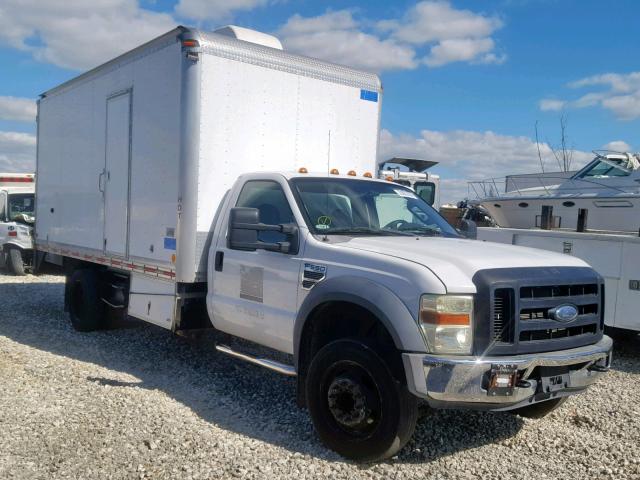 1FDAF56Y28EB13536 - 2008 FORD F550 SUPER WHITE photo 1