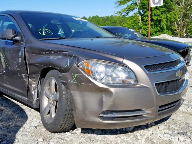 1G1ZC5E1XBF307858 - 2011 CHEVROLET MALIBU 1LT ოქროსფერი ფოტო 9